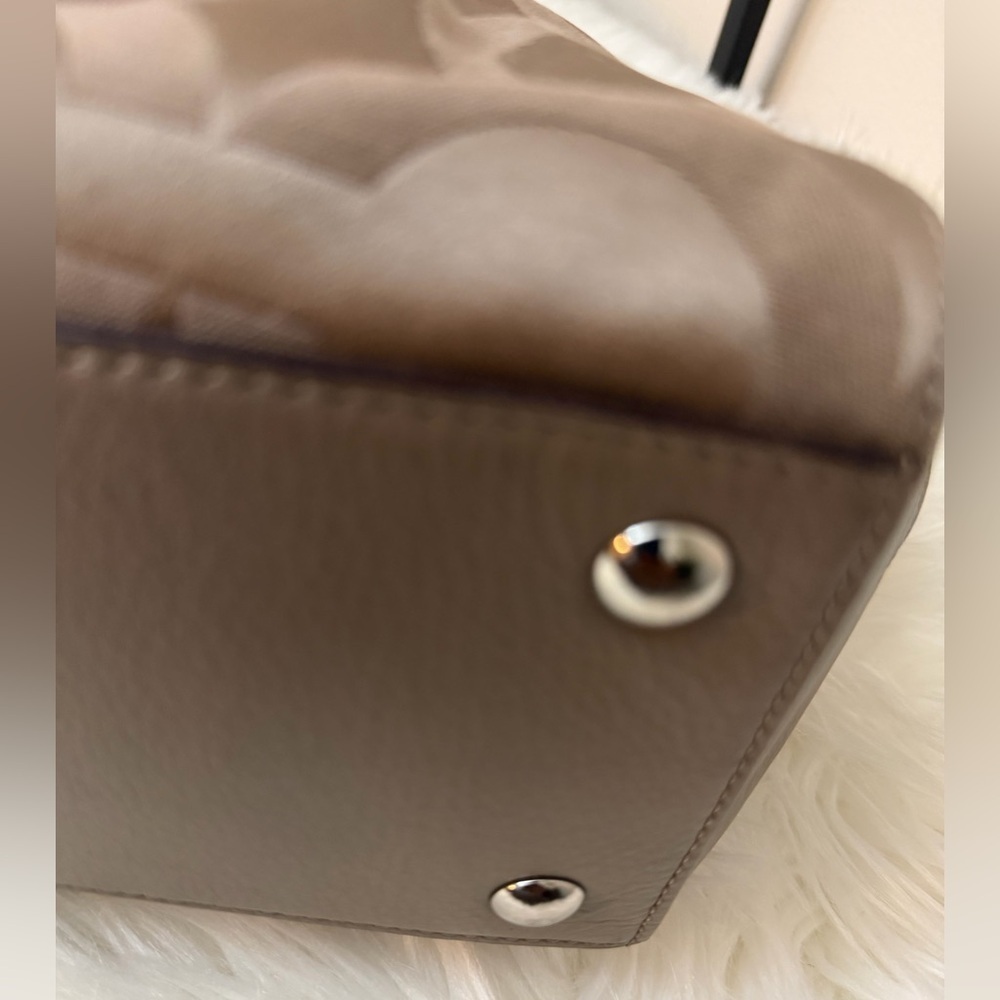 Coach#F25501 Beige Signature Tote - Picture 5 of 14
